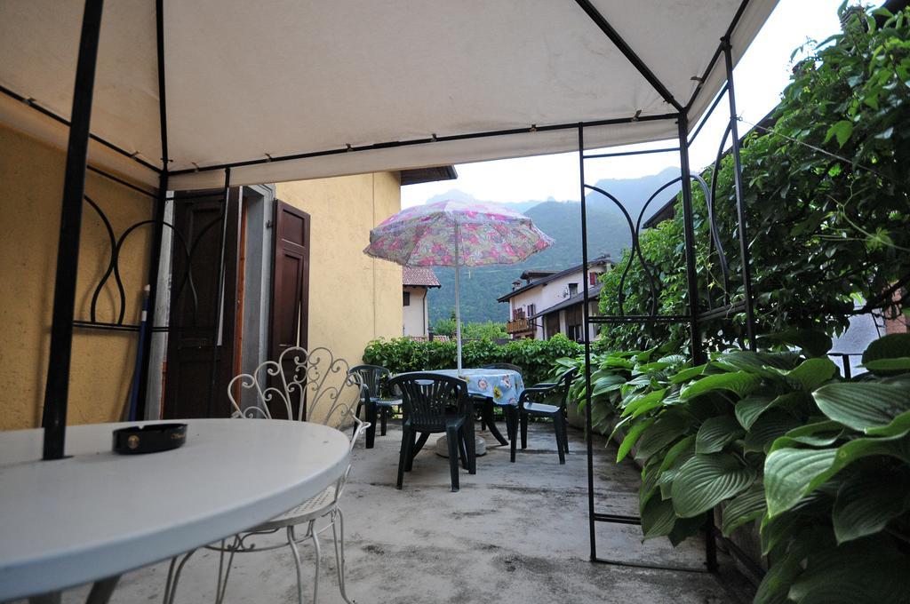 Casa Anna Villa Pieve Di Ledro Rom bilde