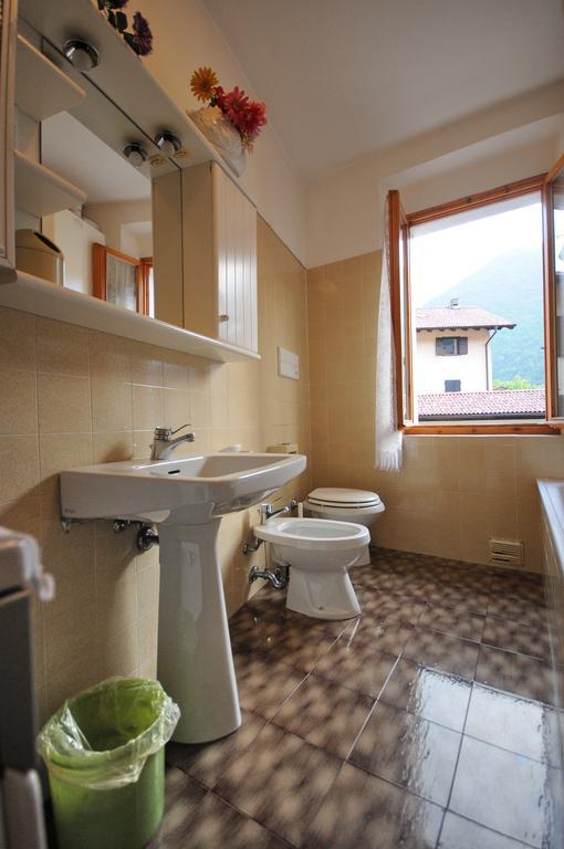 Casa Anna Villa Pieve Di Ledro Rom bilde