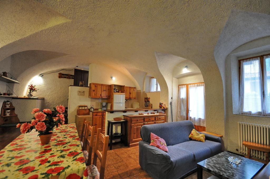 Casa Anna Villa Pieve Di Ledro Rom bilde