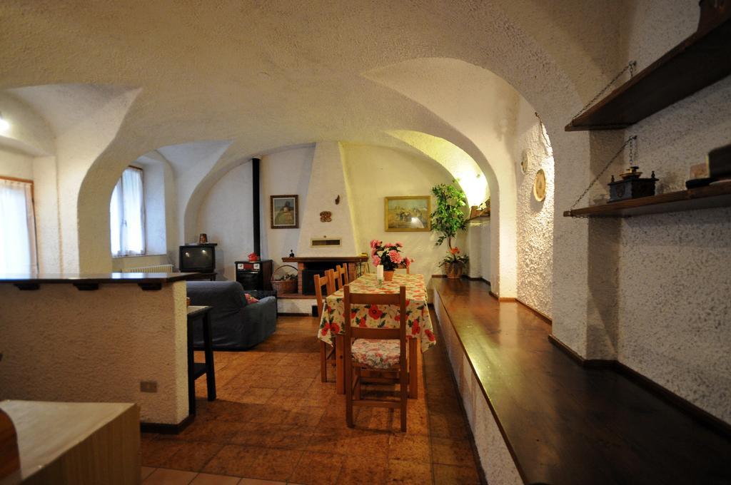 Casa Anna Villa Pieve Di Ledro Rom bilde